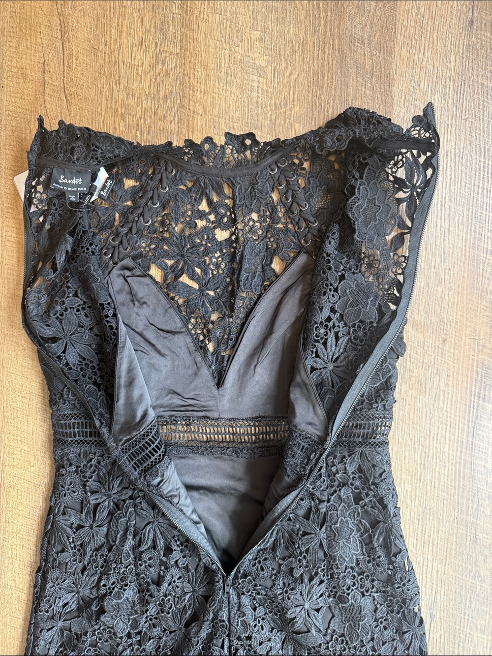 NWT Bardot PARIS Lace Sleeveless Cocktail Bodycon Black Mini Dress Size Small - Picture 12 of 16
